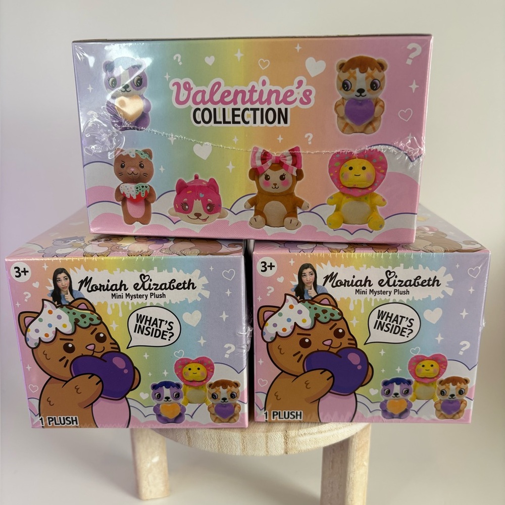 Valentine's Collection Mini Mystery Plush Set